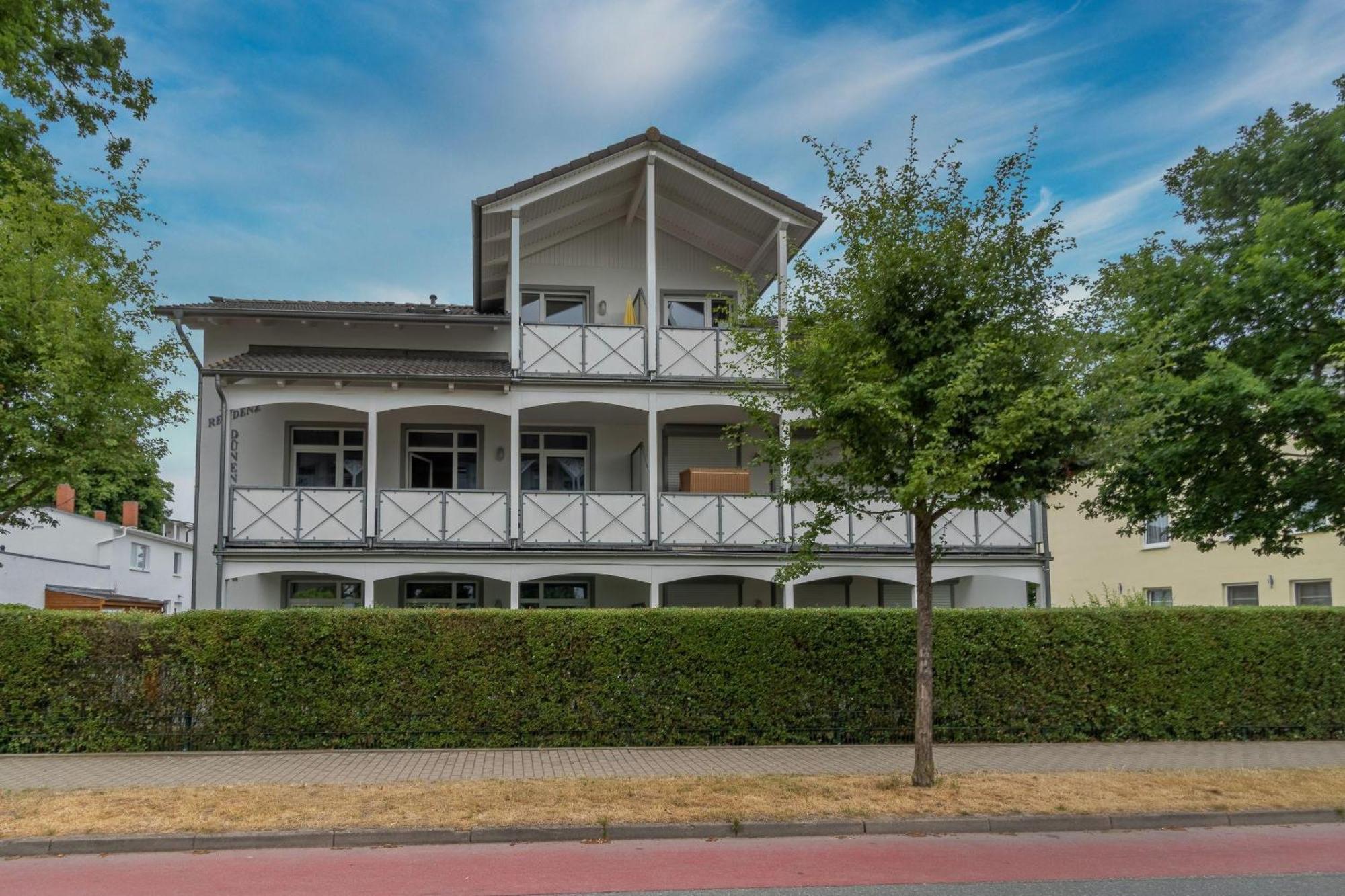 Apartment 19 Residenz Dünenstraße In Binz, Balkon, Strandnah, Mit Tg Stellplatz, 1-raum